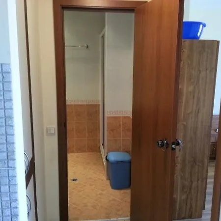 Apartment Sunny Victory Close To The Beach *